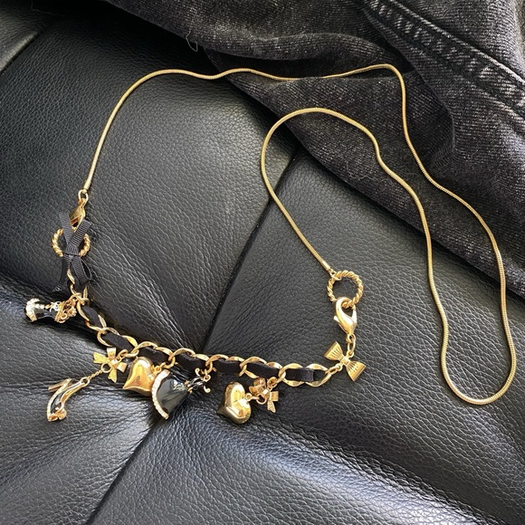 Betsey Johnson Gold Tone Black Multi Charms Necklace NWOT - Picture 2 of 13